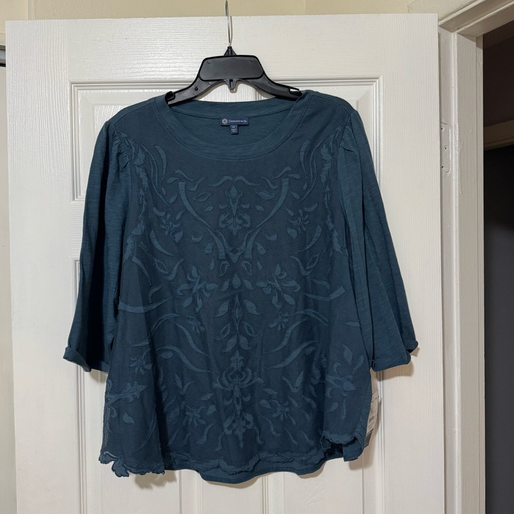 NWT Democracy Blue Top Size 1X